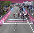 Oppermachtige Cavendish vliegt naar zege in Giro