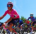 Evenepoel komt ten val in vijfde etappe Giro d'Italia , schade valt mee(🎥)