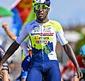 🎥 Girmay bestormd door uitzinnige Eritreeërs na zege in Ronde van Zwitserland