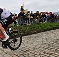 Monsterlijke Pogacar twijfelachtig voor Parijs-Roubaix: 'Ben nog te licht'