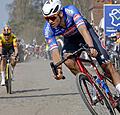 Opvallend: Mathieu van der Poel won Parijs Roubaix met gepersonaliseerd snufje