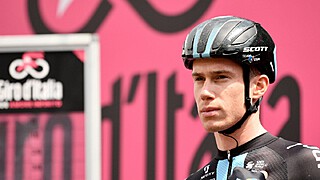 Thuisrijder Dainese wint 17de Giro-etappe na massasprint