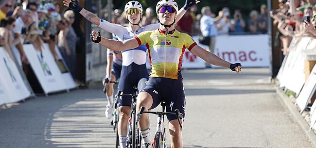 Kopecky komt als eerste boven op de Cauberg in 4e rit Simac Ladies Tour