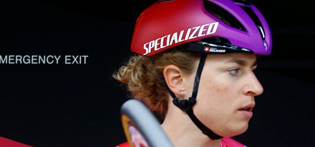 Marlen Reusser wint incidentrijke vierde etappe in Tour de France Femmes